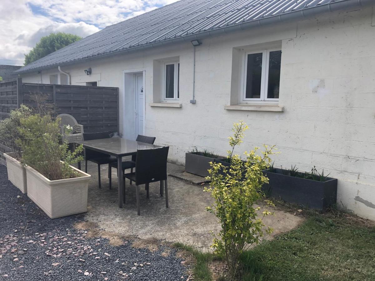 Les Gites De La Mare Saint-Manvieu-Norrey Buitenkant foto